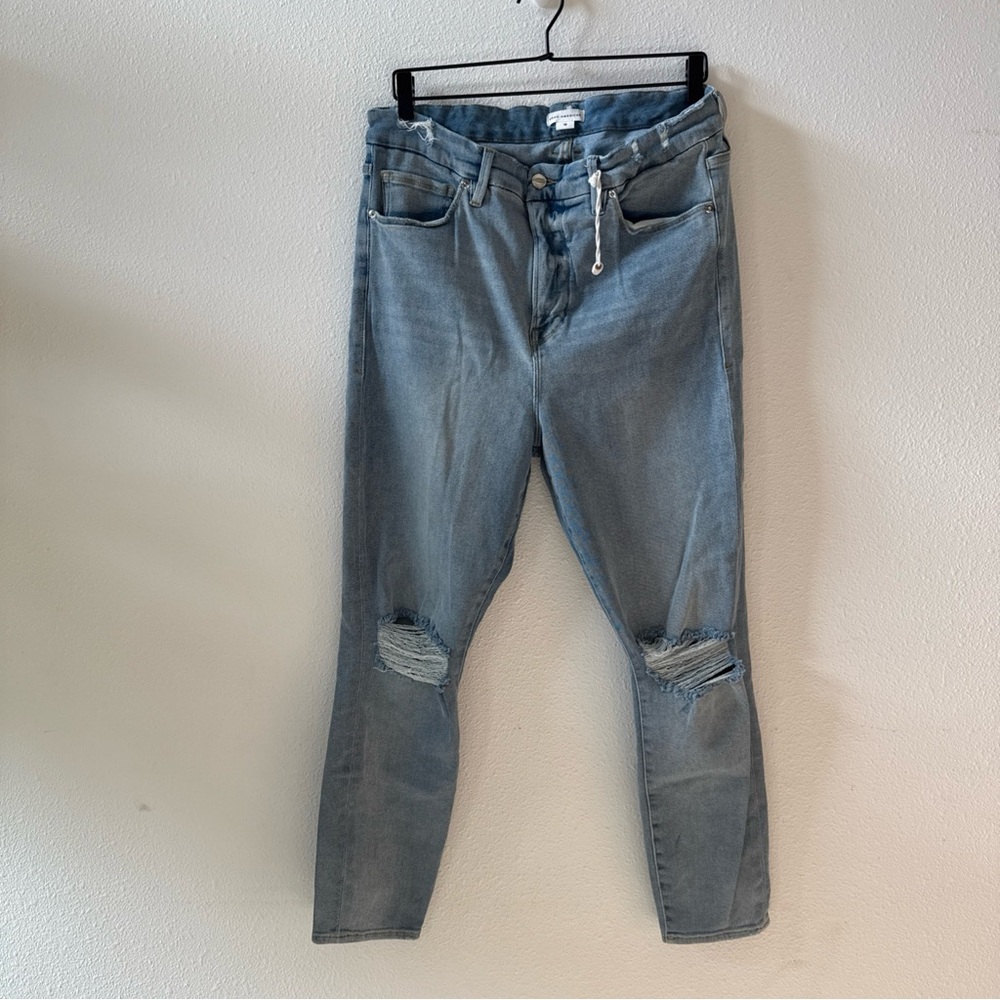 Good‎ American Light Blue Distressed Ankle Jeans